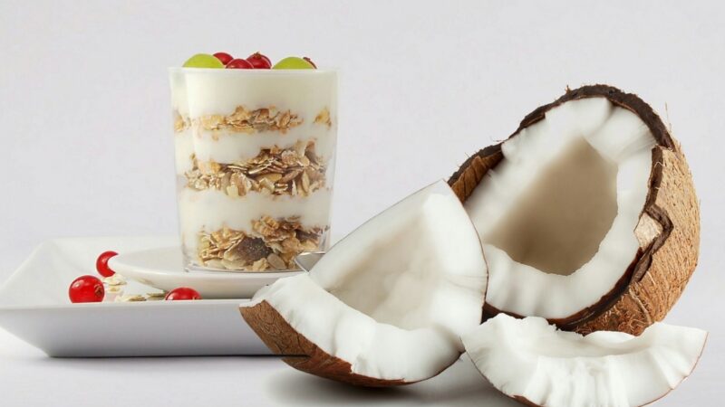 Domowy przepis na mleko kokosowe – wartości odżywcze, kaloryczność i korzyści zdrowotne