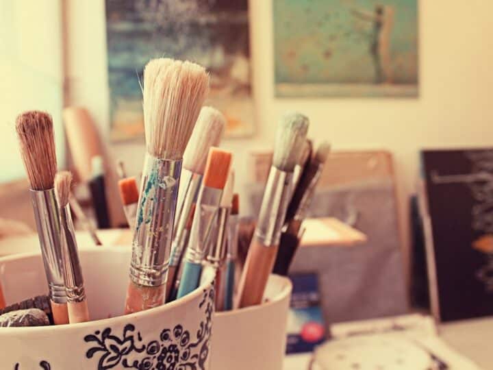 Inspiracje artystyczne w aranżacji sypialni – idee zaczerpnięte z mistrzowskich dzieł sztuki