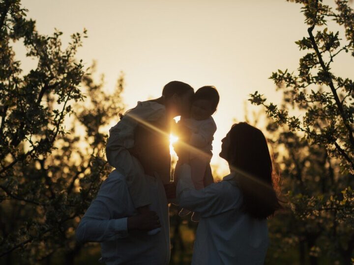 Wzruszające i humorystyczne życzenia na Dzień Mamy i Taty