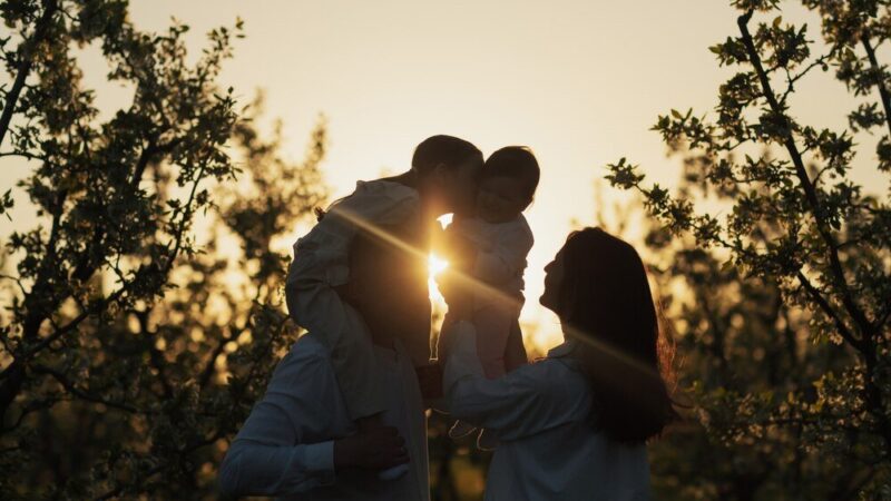 Wzruszające i humorystyczne życzenia na Dzień Mamy i Taty